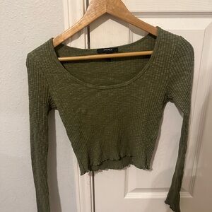 Forever 21 green long sleeve! 🌿
